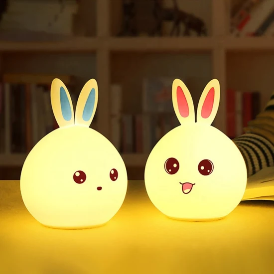 Lâmpada de silicone de coelho com mudança de cor LED recarregável com tapinhas